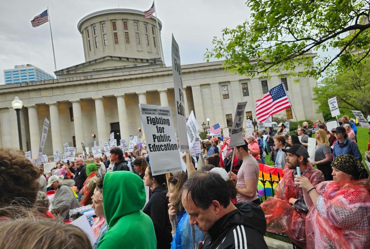“Solo tre persone” hanno contestato la legge sull’istruzione dell’Ohio e hanno dato il via a un movimento