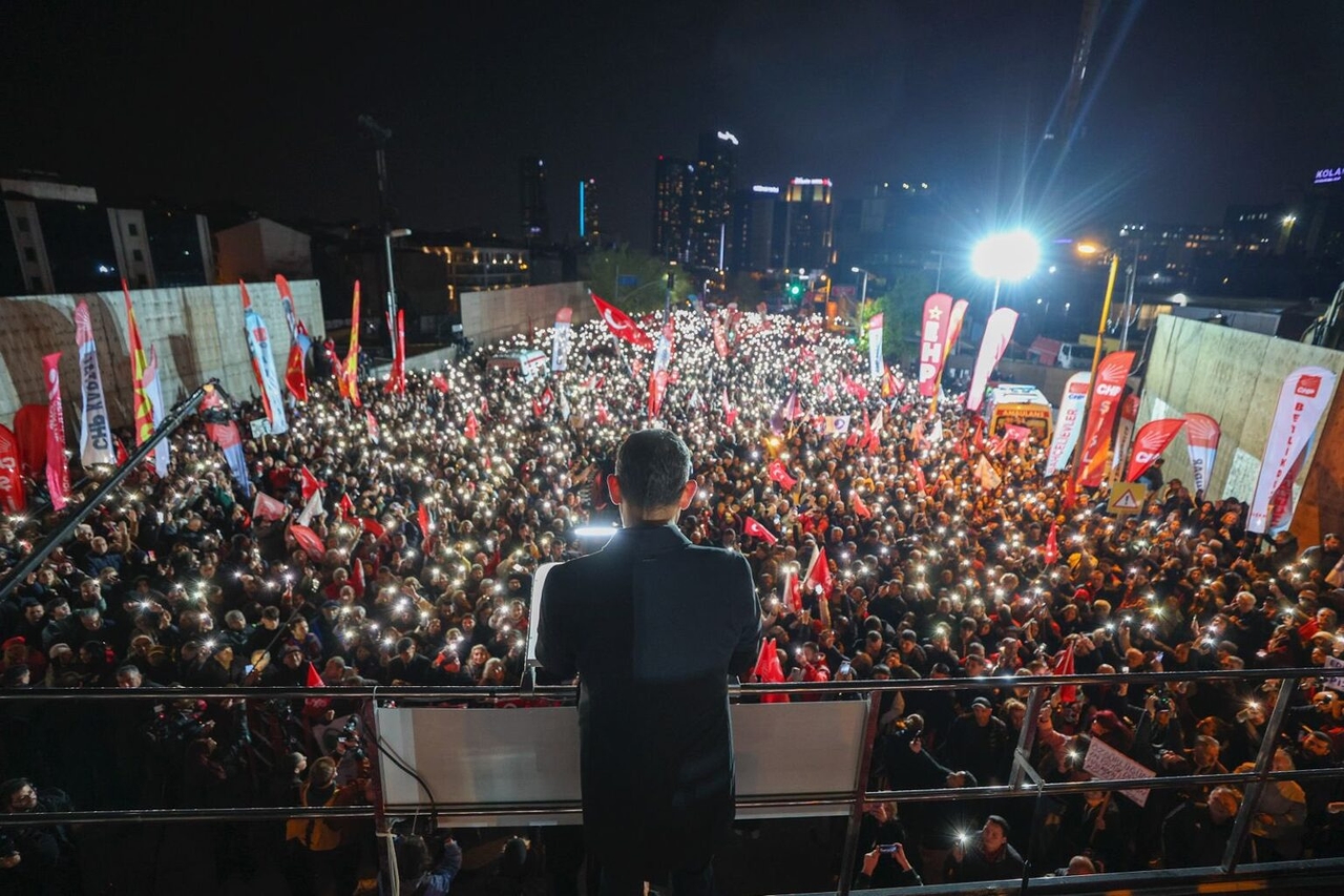 El CHP celebrará una manifestación en Esenyurt en el primer aniversario del arresto de Ahmet Özer