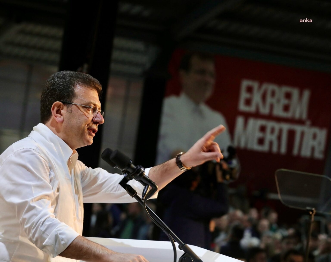 İmamoğlu: “Não haverá crime como ‘insultar o presidente’”