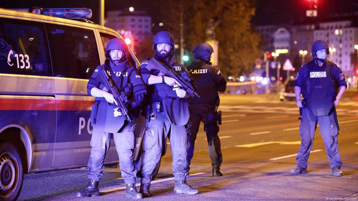 Kenan Çamurcu wrote | Islamophobia literature – 2: The only way to public visibility is “European Islam”
