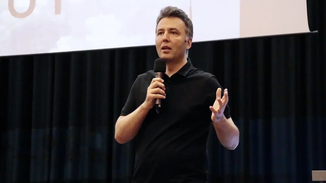 Göksel Göksu yazdı: Mehmet Akif Ersoy’un aynalı yatak odası ve haberin pornografik dili