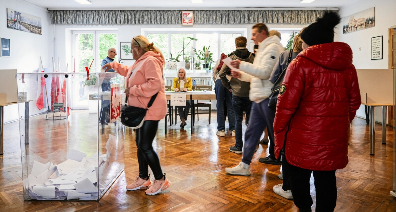 Driekwart van de Polen wil de wet op de ‘verkiezingsstilte’ behouden, die campagne voeren tijdens het stemweekend verbiedt