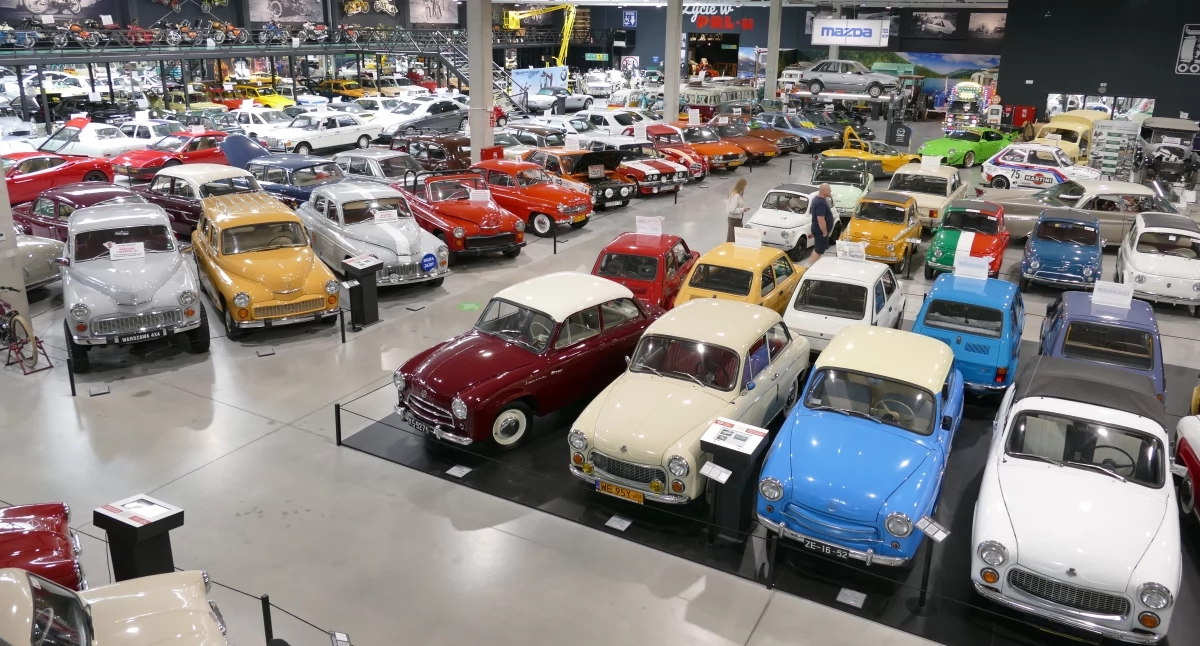 Een automobiele reis door de tijd. Dit museum is niet alleen een genot voor autoliefhebbers.