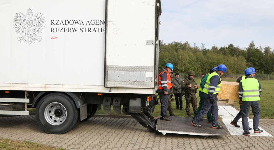 RARS nie zgromadzi zapasów na trzy dni. Będzie współpracować z dystrybutorami żywności