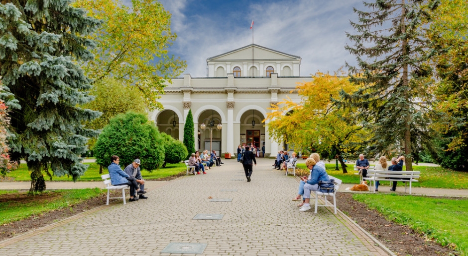 Huge discounts at spas. Just one card is enough.