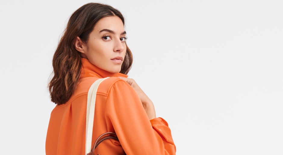 Not Chanel, not Dior. Generation Z loves the "mommy bag" and is predicting it will be the hit of the season