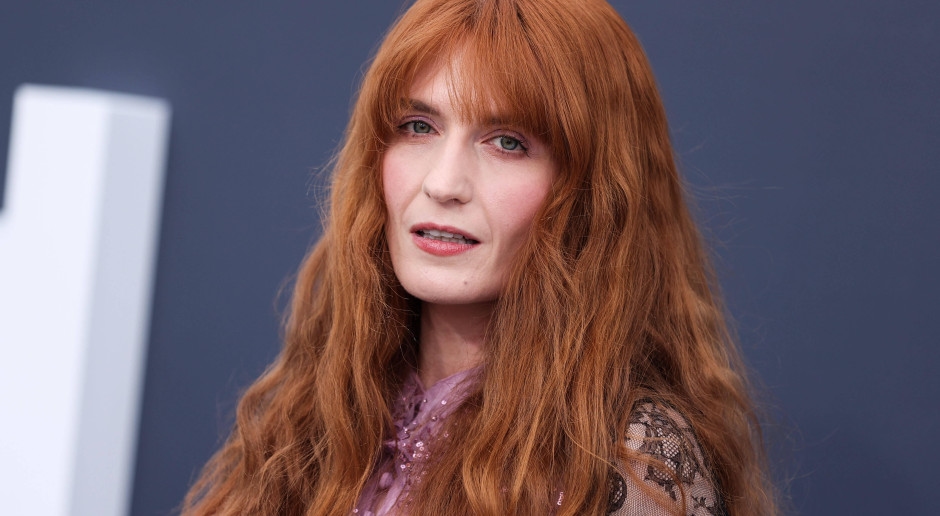 Florence Welch heeft een probleem met haar nieuwe woning. Het zou een archeologisch geheim kunnen bevatten.