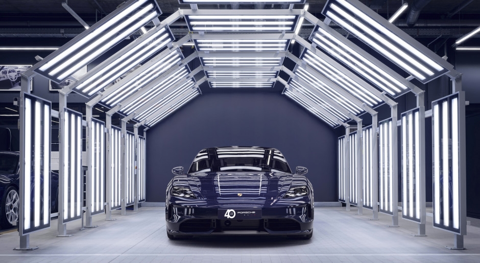 Porsche e Ferragamo uniscono le forze per creare "diamanti italo-tedeschi"