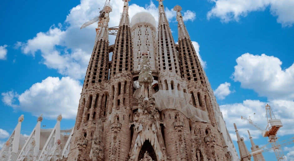 Você pode visitar a Sagrada Família gratuitamente. Só há uma condição.