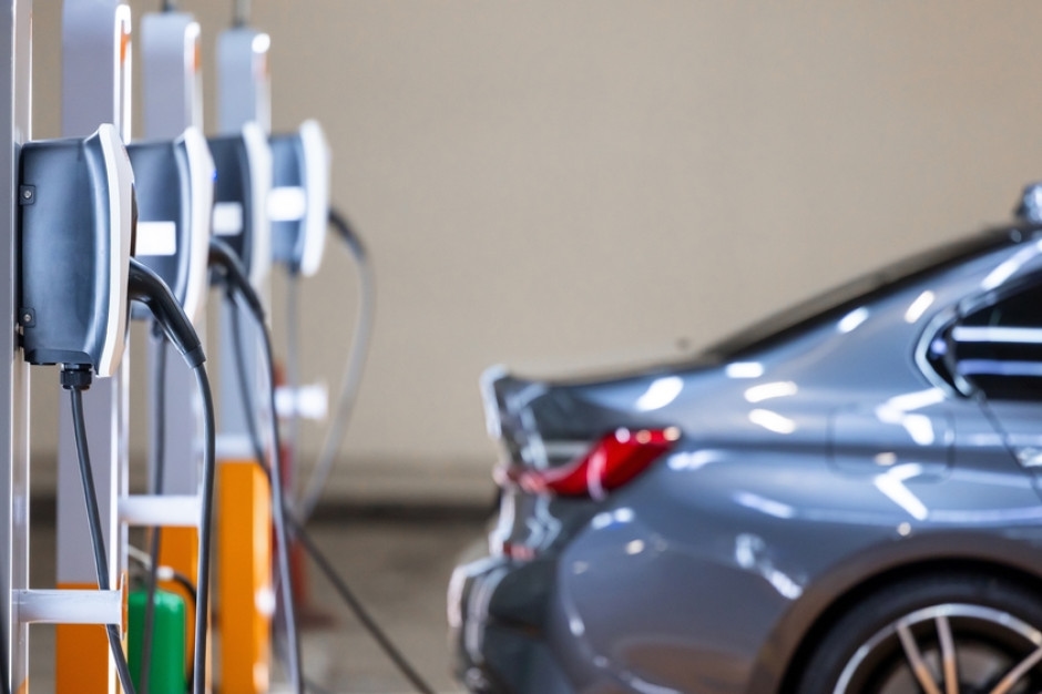 Este país europeu quer taxar carros elétricos