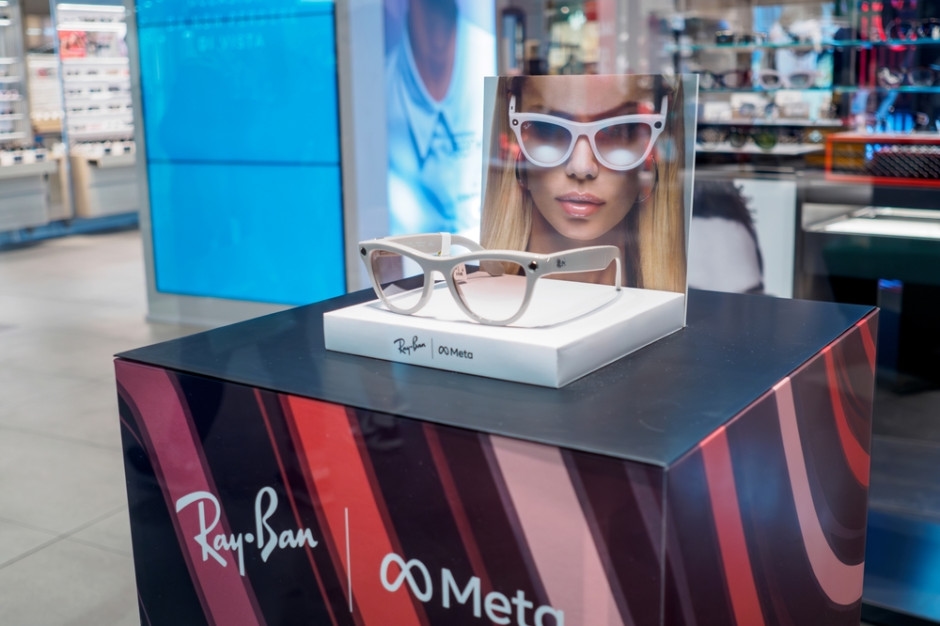 Uma Revolução Semelhante aos Smartphones? Meta e a Dona da Marca Ray-Ban Desenvolvem um Projeto Conjunto