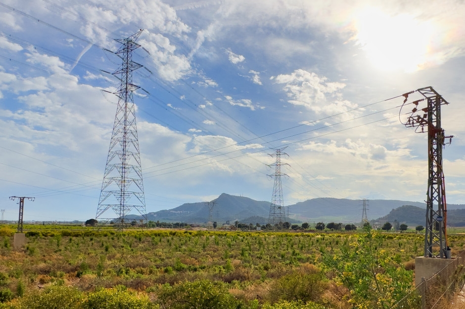 Sztuczna inteligencja pomoże w rozwoju energetyki. PSE dołączyły do inicjatywy AI.Grids