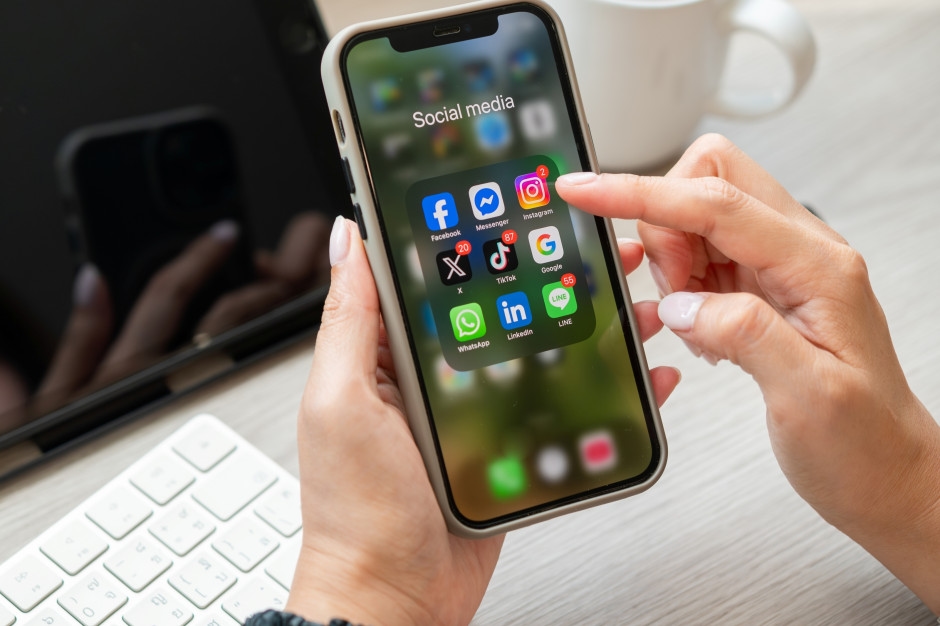 Apple usunął ze swojego sklepu "rosyjskiego Facebooka"