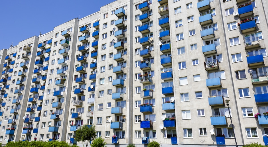 Novas responsabilidades para proprietários e administradores de edifícios. Avaliações de risco obrigatórias a cada seis anos.