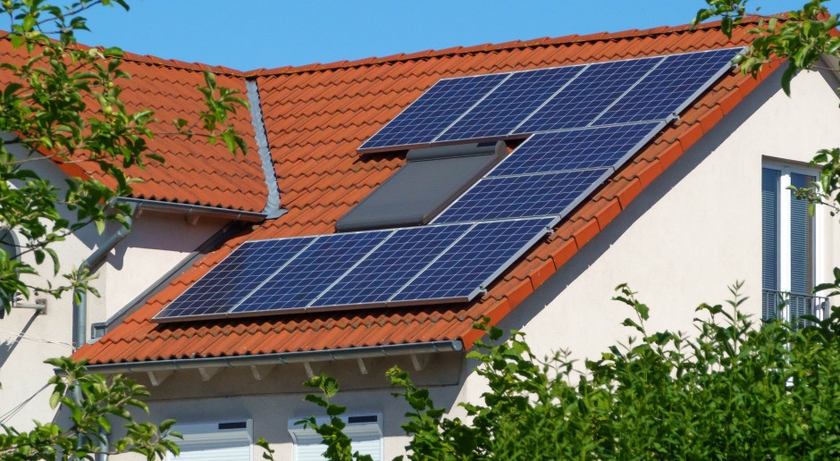 16.000 PLN voor eigenaren van fotovoltaïsche installaties. Dit is de laatste oproep, het geld is nog beschikbaar.