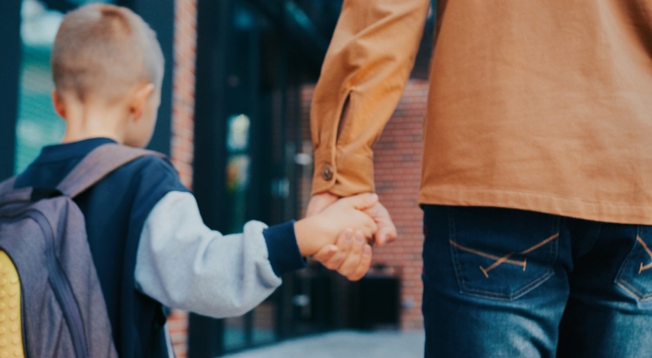 They want to create a new type of family. Urgent changes for the good of children.