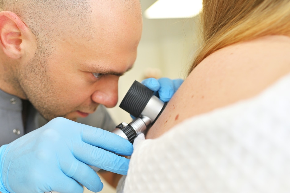 Prof. Piotr Rutkowski: l'incidenza del melanoma è in aumento, ma il trattamento sta diventando più efficace