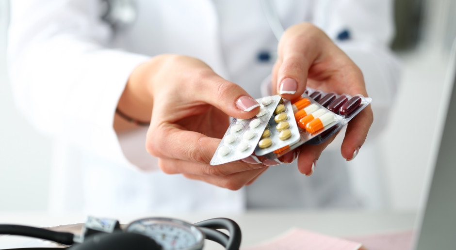 401 articles. Le ministère de la Santé a publié une nouvelle version de la Liste nationale des médicaments essentiels.