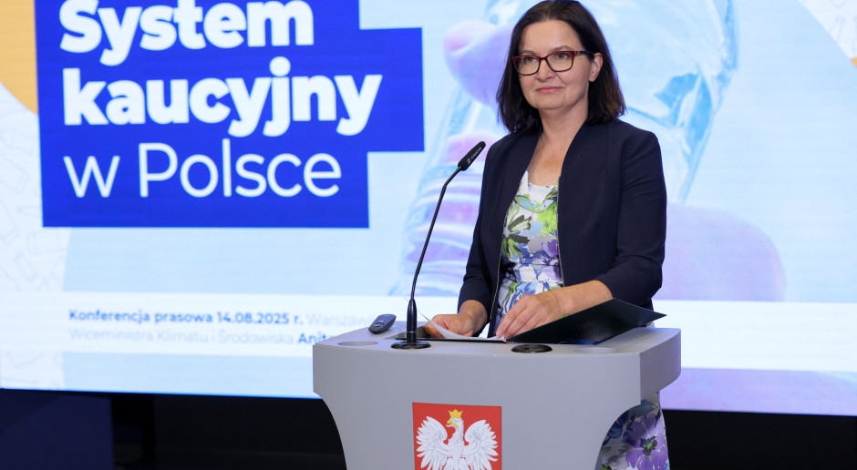 The Minister advises pharmacies: install a bottle dispenser in the parking lot