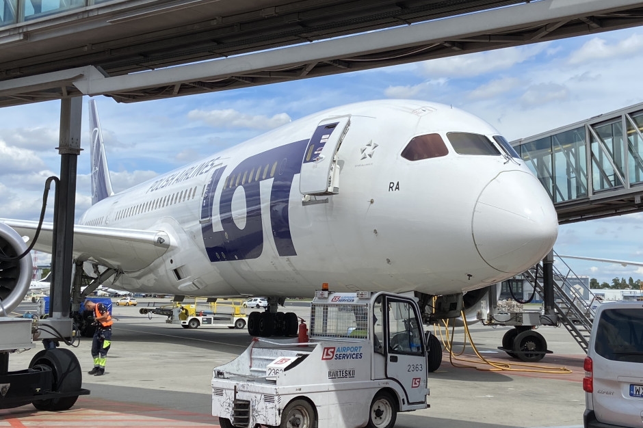 The CEO of PLL LOT announces a key change. It is due to the selection of new aircraft