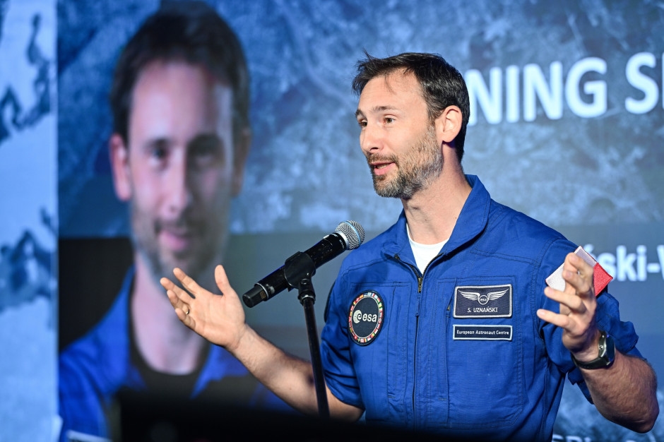 El conflicto entre Musk y Trump tiene un efecto "cósmico". ¿Qué hay de la misión del astronauta polaco?
