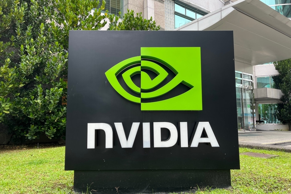 Nvidia est en passe de devenir l'entreprise la plus valorisée de l'histoire, Apple étant loin derrière