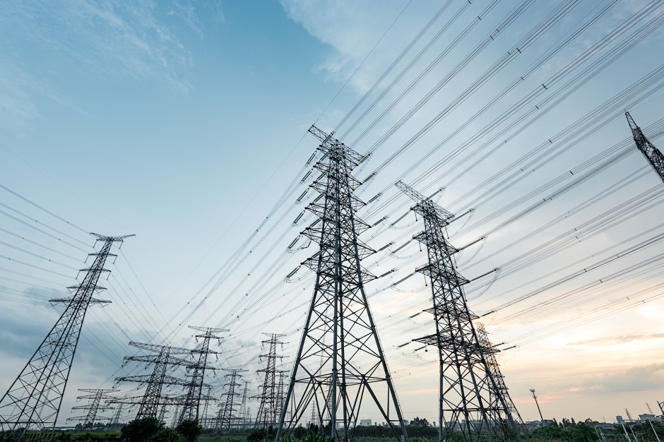 Attaques contre les infrastructures énergétiques polonaises. L'intelligence artificielle au secours