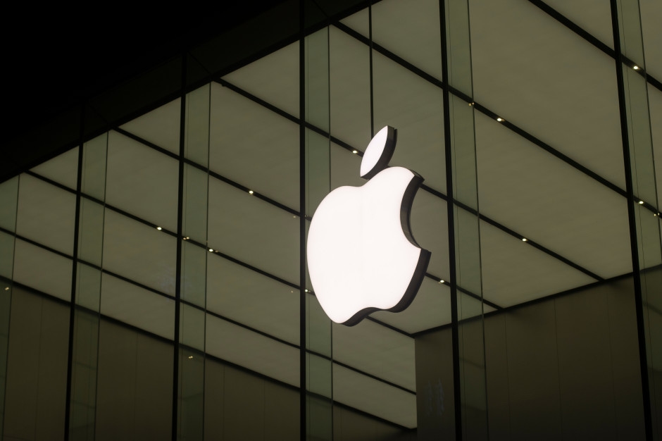 Apple beschuldigd van diefstal van technologie. Juridische strijd om schadevergoeding gaat door.