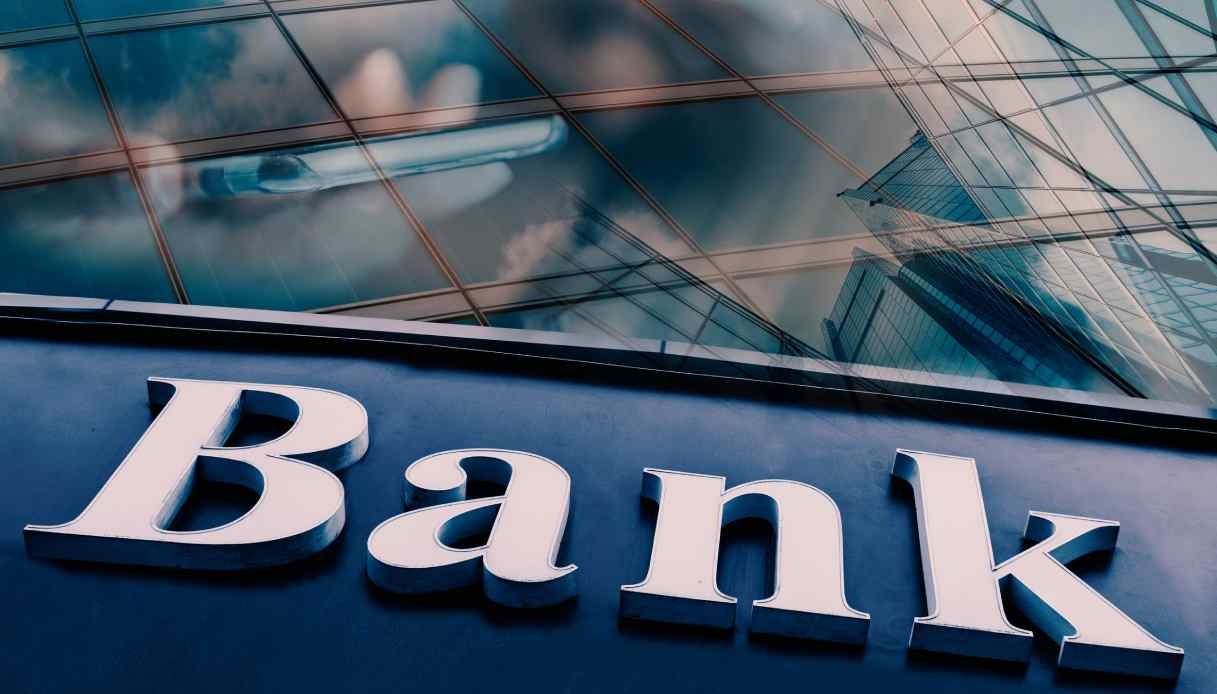 Bancos: Espera-se que os lucros continuem até 2025, mas as avaliações continuam com desconto.