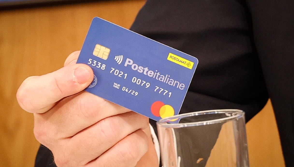 Carta dedicata a te, quando arriva: cambiano le regole per il bonus da 500 euro