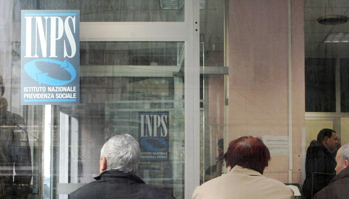 Aposentadoria aos 64 anos sem indenização: quanto você precisa ganhar?