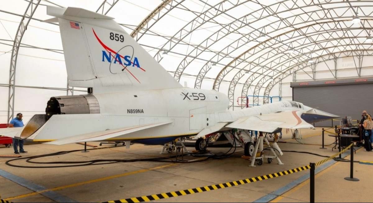 Pas de décollage, pas de moteur : l'avion supersonique furtif de la NASA démontre ses capacités à haute altitude