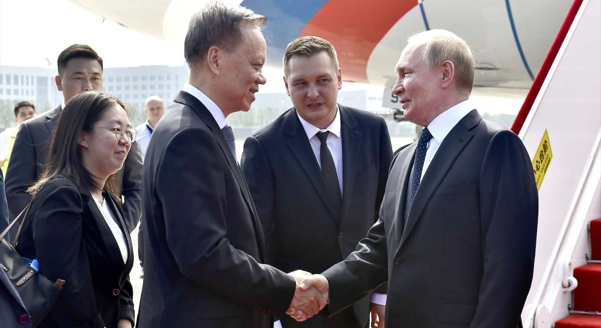 Putin inicia uma visita de quatro dias à China, durante a qual se reunirá com oito chefes de governo.