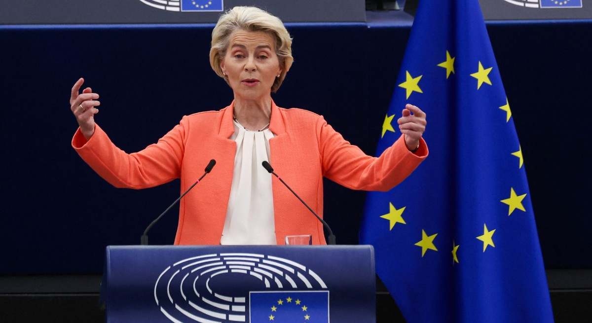 Von der Leyen défend l'accord tarifaire avec les États-Unis comme un engagement en faveur de la « stabilité ».
