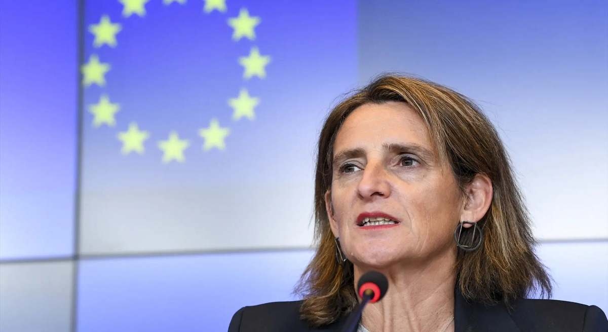 Teresa Ribera: "Não queremos escalar o conflito com os EUA, mas também não queremos ser ingênuos."