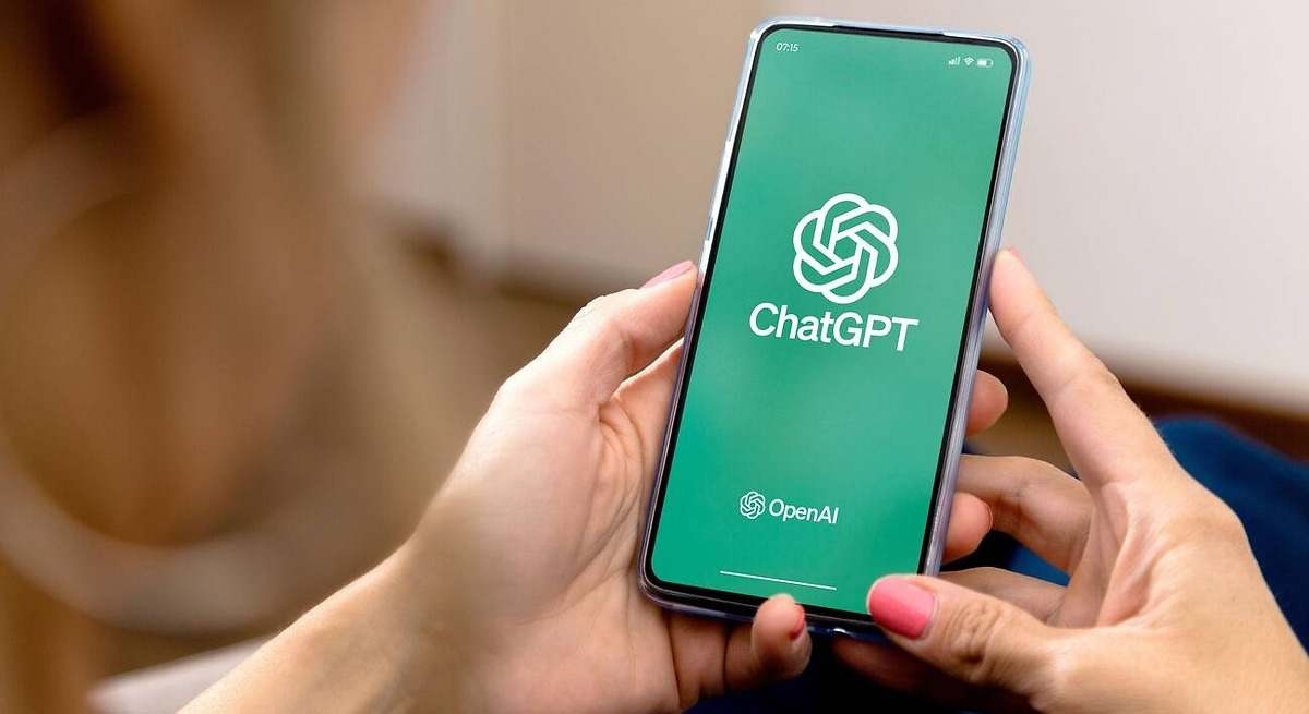 Он дает ChatGPT 100 евро, чтобы получить «максимально возможную прибыль», а в итоге теряет компанию стоимостью 25 000 евро.