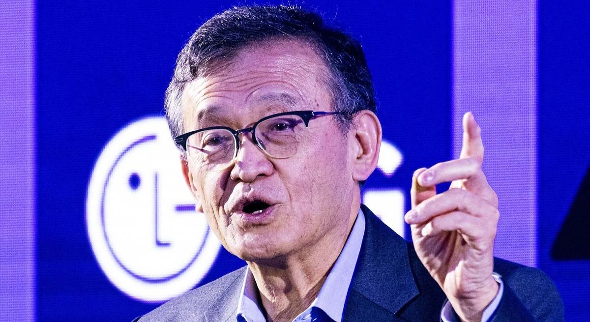 Trump calls for Intel CEO's immediate resignation over alleged connections to China