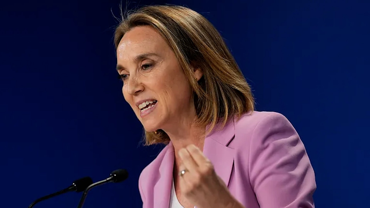 Cuca Gamarra vraagt ​​Feijóo haar te vervangen als secretaris-generaal van de PP