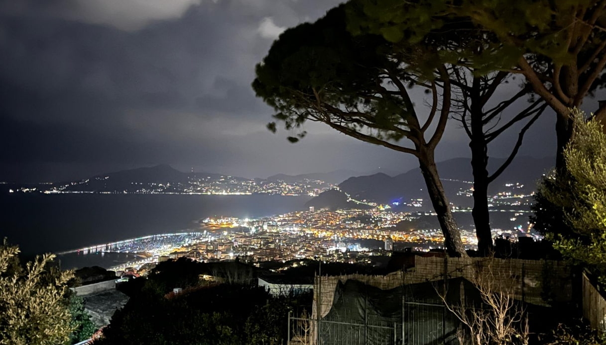 Viaje a Lavagna, una visita a la característica ciudad de Liguria.