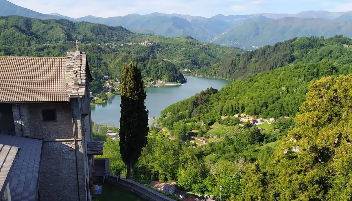 Toscana: Tres lagos ideales para nadar el próximo verano