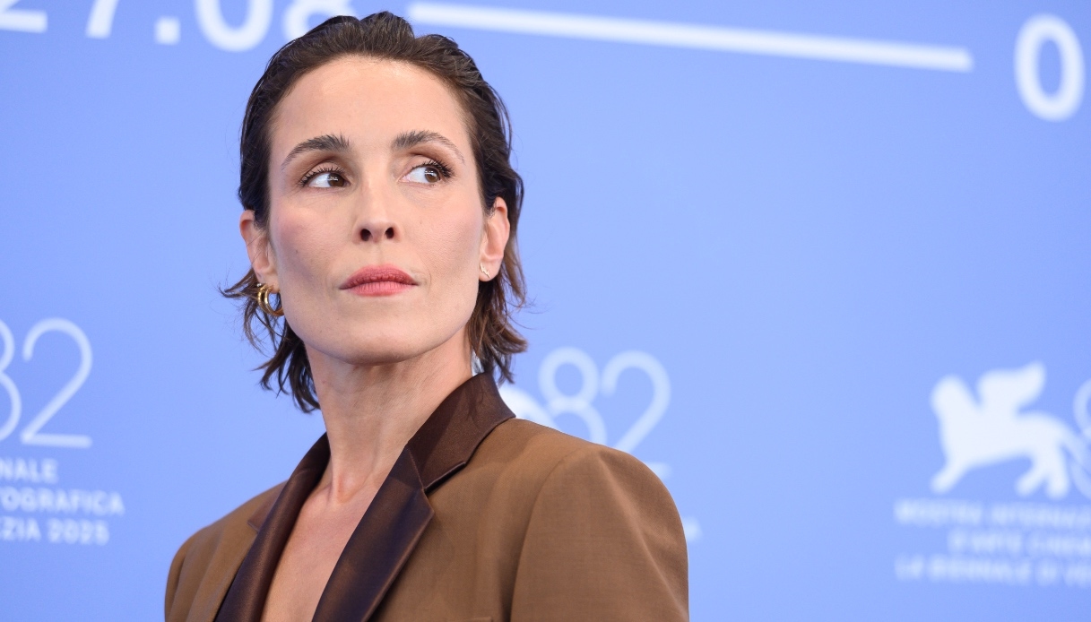 Noomi Rapace révèle à SiViaggia le côté obscur de Mère Teresa dans le film Mother, qui se déroule en Inde.
