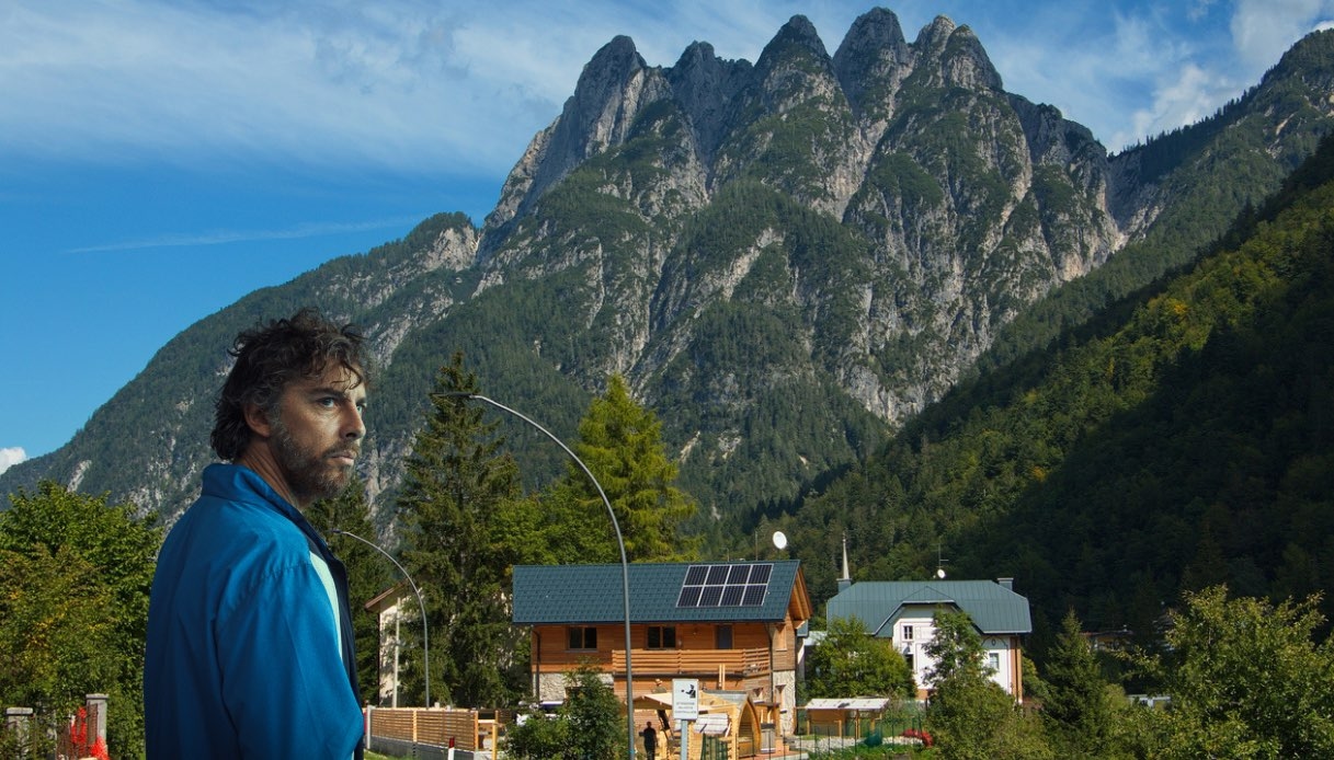 A horror story in the Alps: where Remis, the eerie village from The Valley of Smiles, really is.
