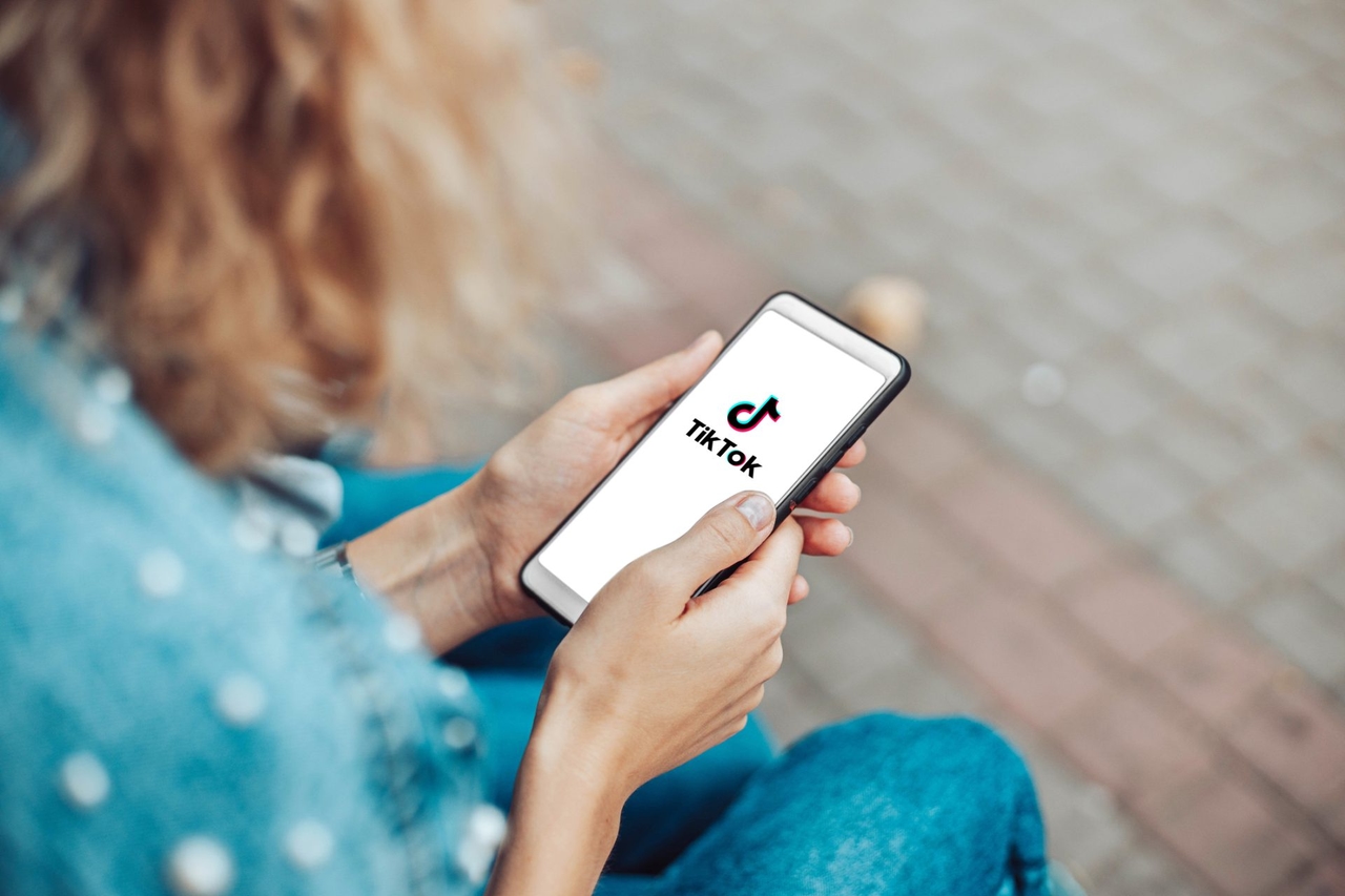 Legislativas 2025. Tik Tok remove mais de 275 conteúdos e elimina 45.000 contas falsas