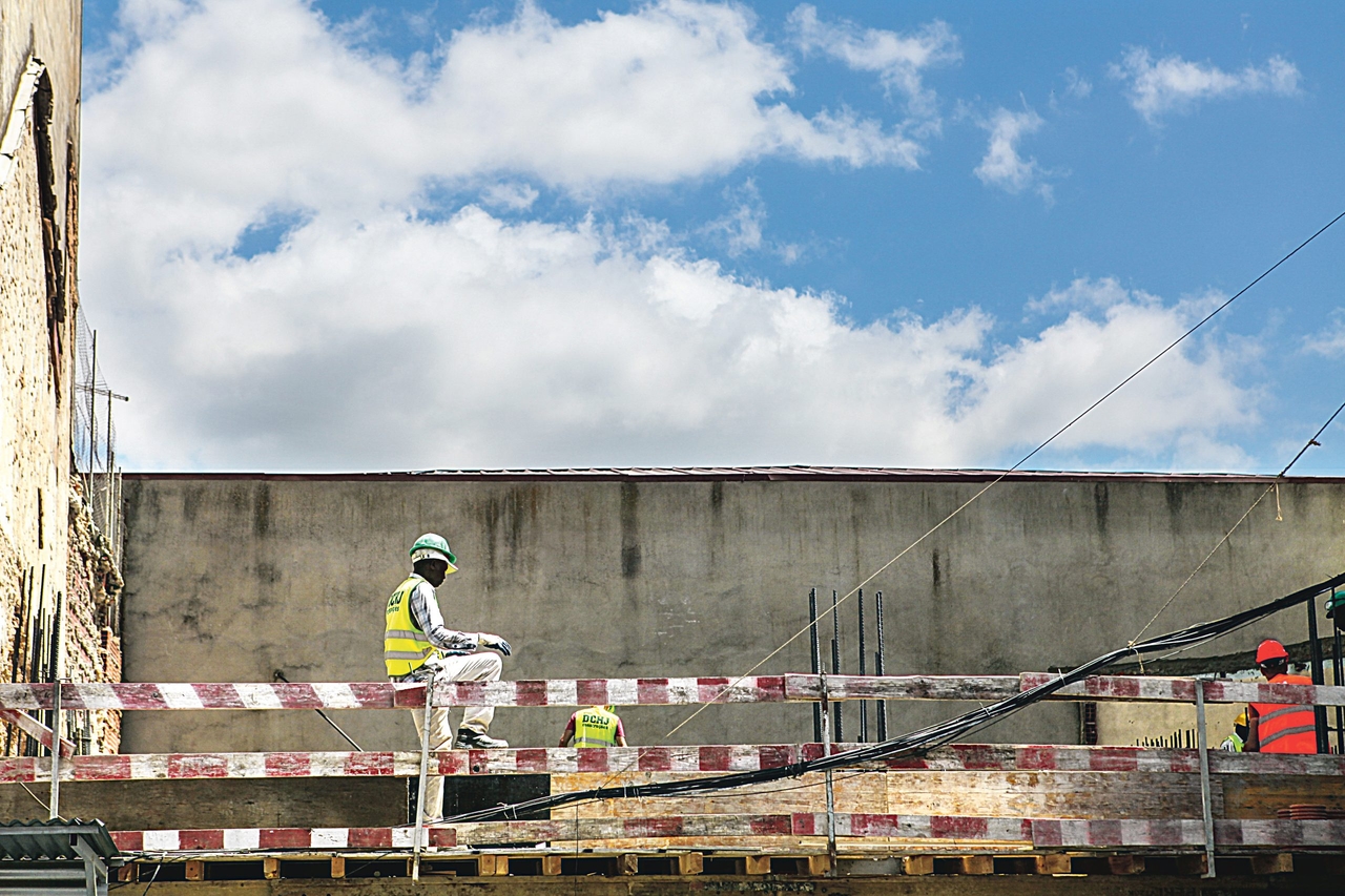 Câmaras lançam projetos mas resposta continua insuficiente