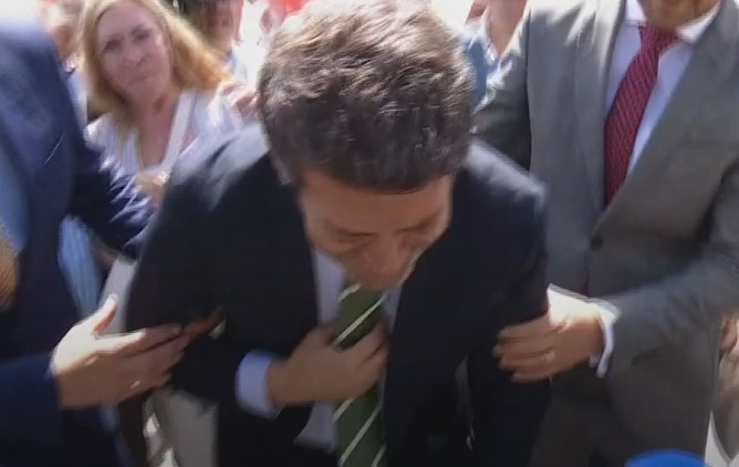 André Ventura keert terug naar de campagne, maar voelt zich opnieuw onwel in Odemira