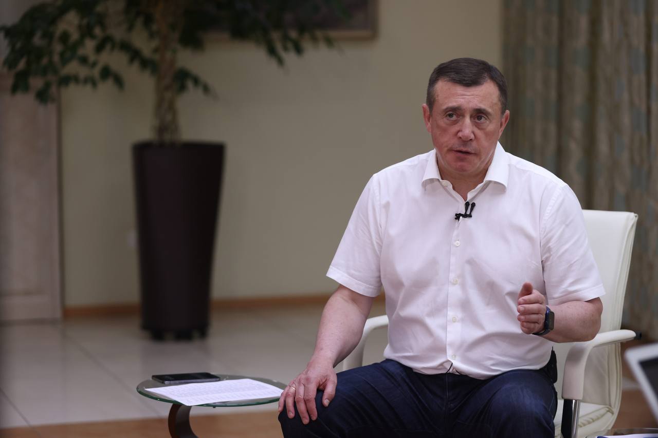 Birinci şahıs bakış açısı: Vali Valery Limarenko başka bir doğrudan hat daha açtı