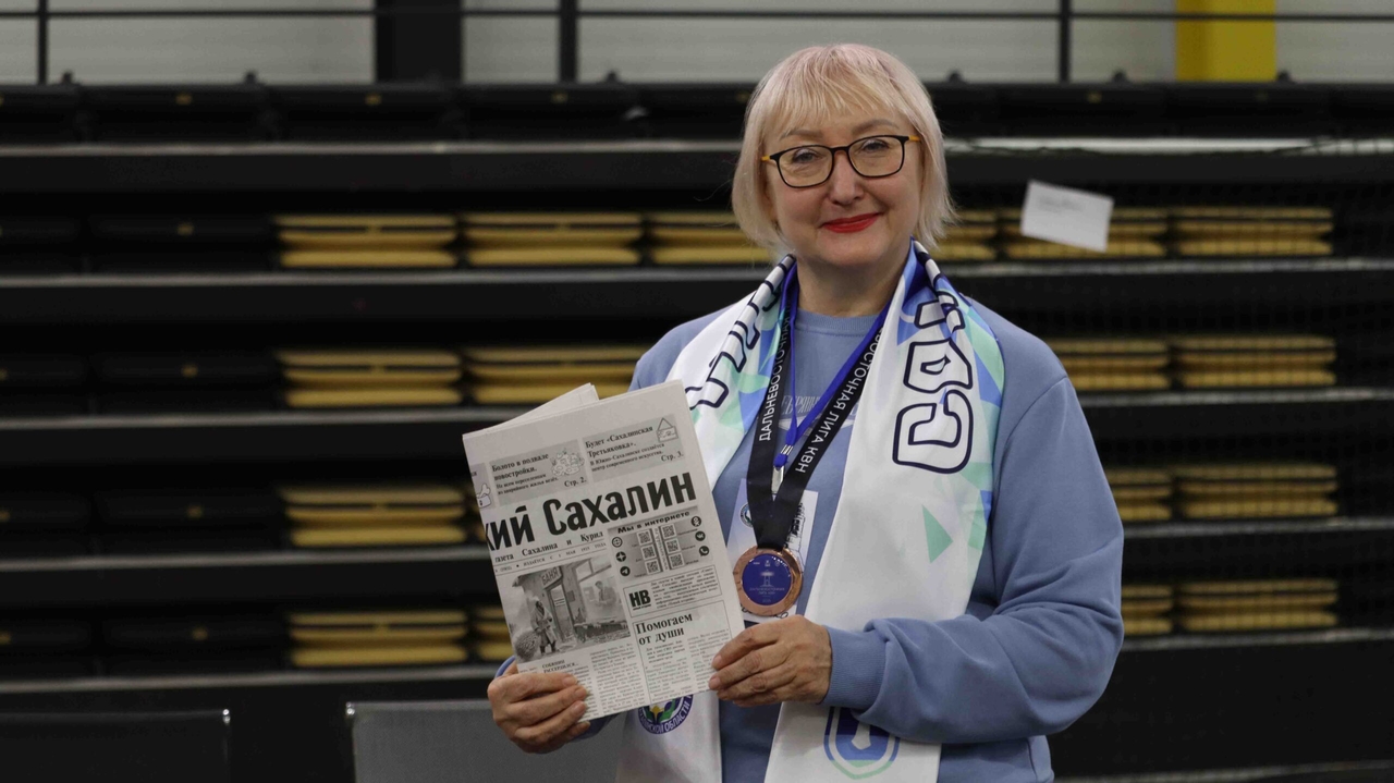 Серебряный волонтёр Вероника Тарская завоевала медаль Дальневосточной лиги КВН на Сахалине