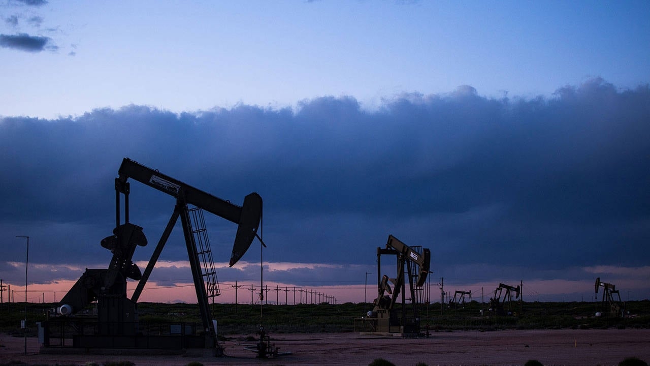 Uncertainty over 'tariffs' in oil prices