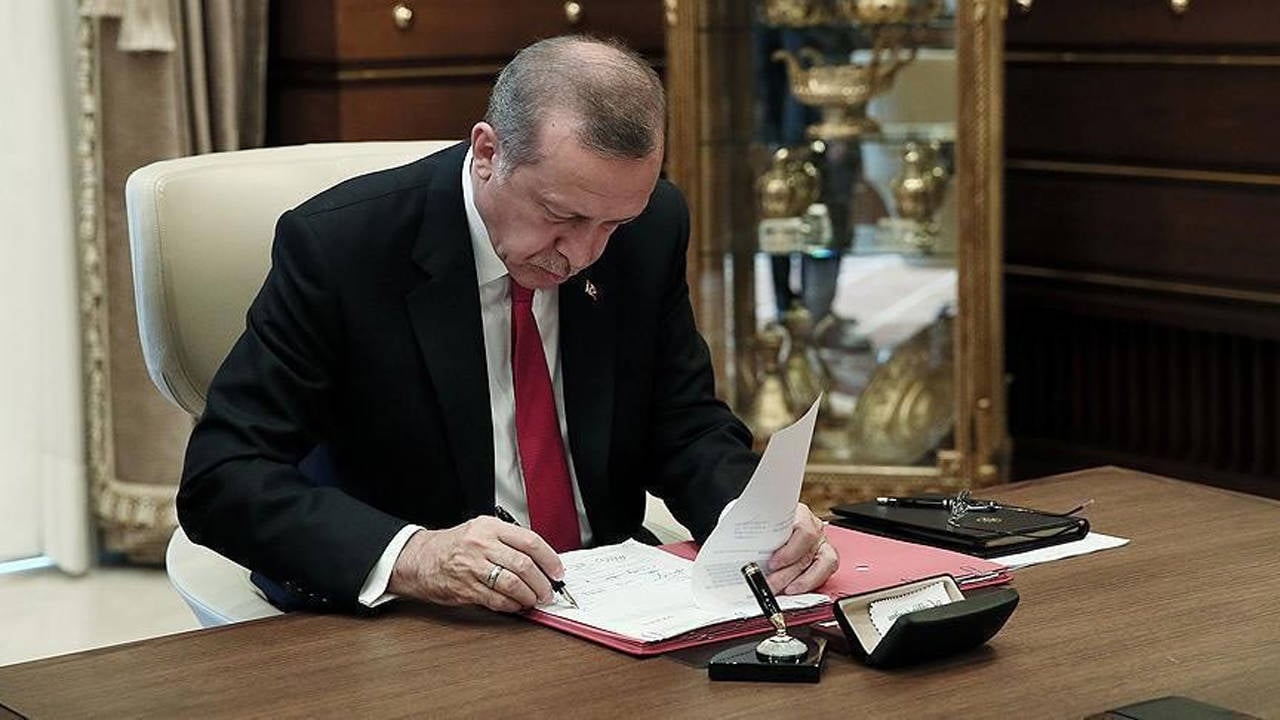 Exceptions have become the rule in palace tenders