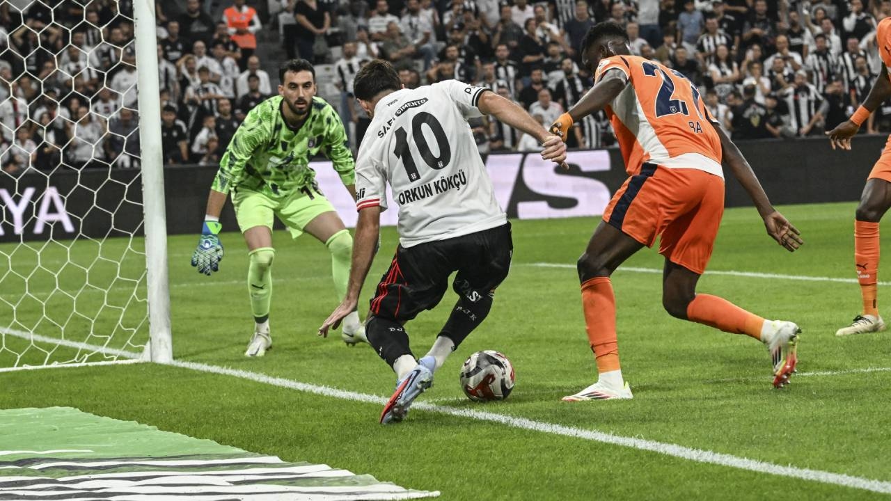 Beşiktaş, sahasında Başakşehir'i 2-1 mağlup etti